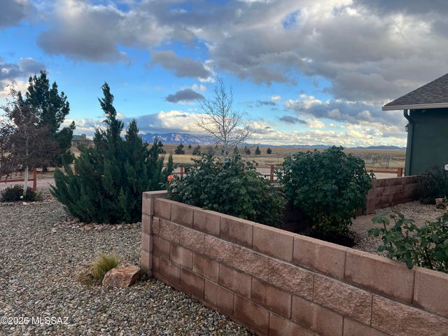 15 MacKenzie Lane, Elgin, AZ 85611