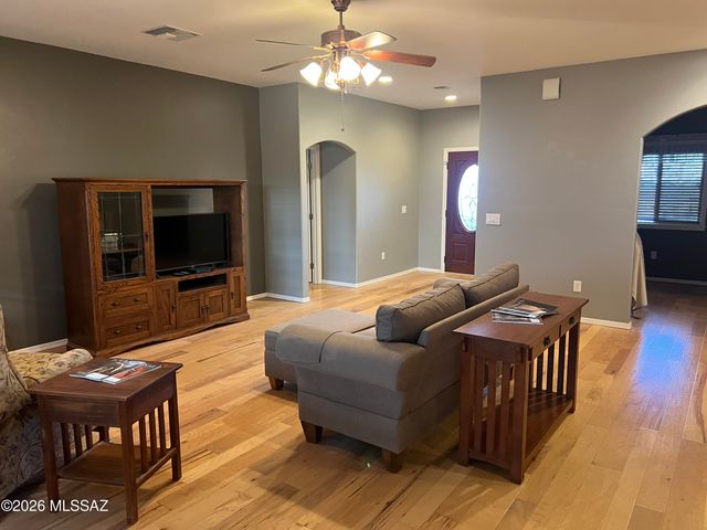 15 MacKenzie Lane, Elgin, AZ 85611