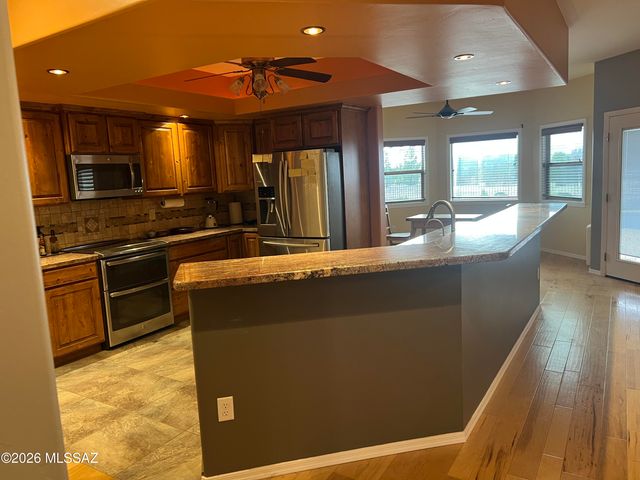 15 MacKenzie Lane, Elgin, AZ 85611