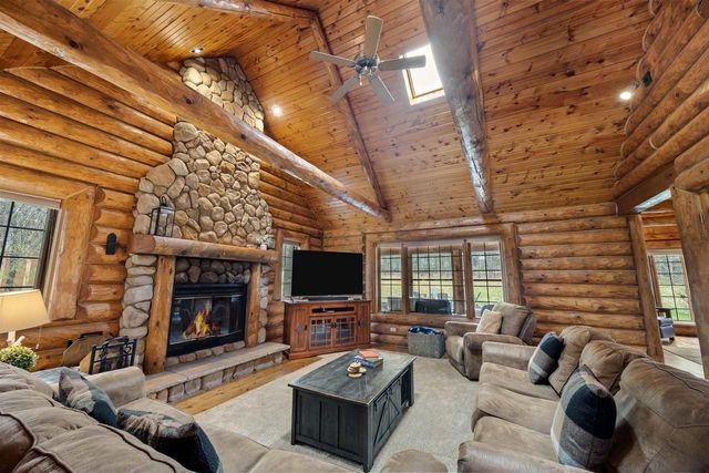 1344 Bogey Trail, Nekoosa, WI 54457