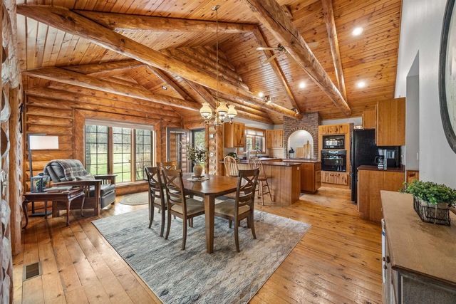 1344 Bogey Trail, Nekoosa, WI 54457