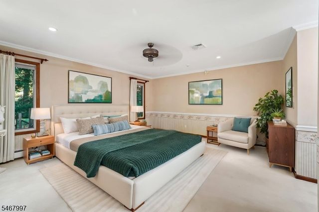 28 Parker Pl, Upper Saddle River Boro, NJ 07458