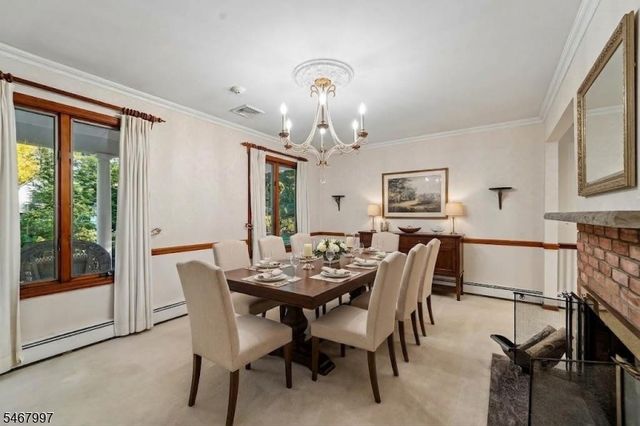 28 Parker Pl, Upper Saddle River Boro, NJ 07458