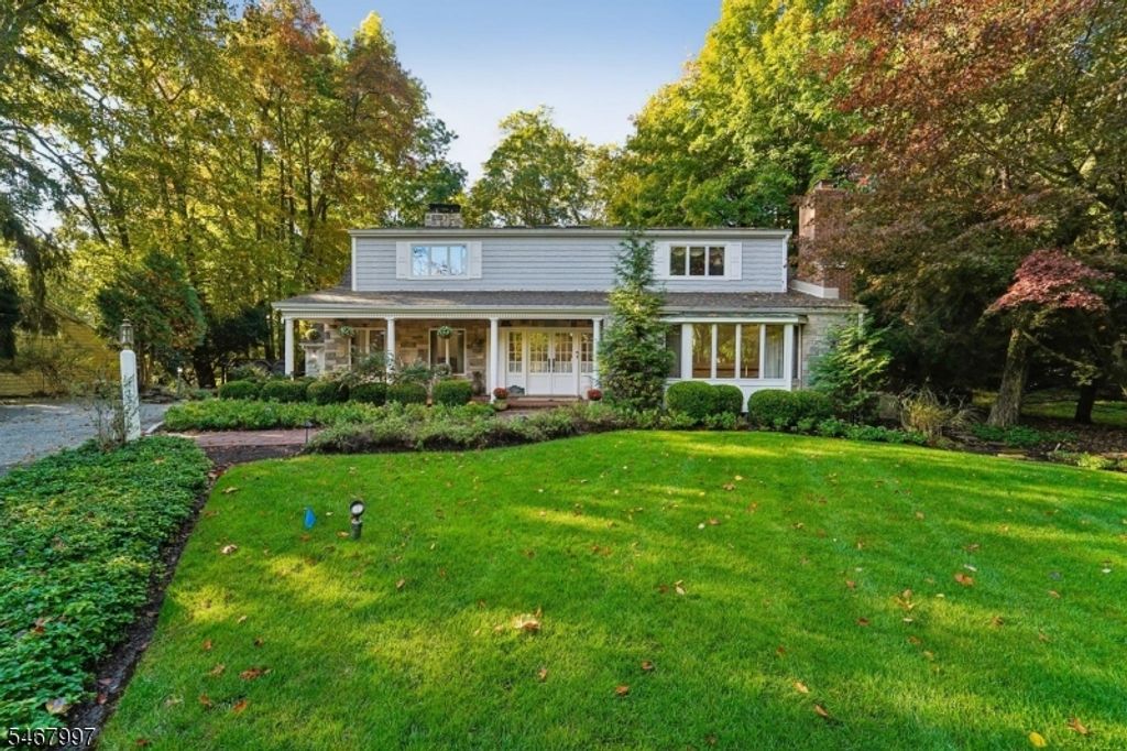 28 Parker Pl, Upper Saddle River Boro, NJ 07458 — photo 2