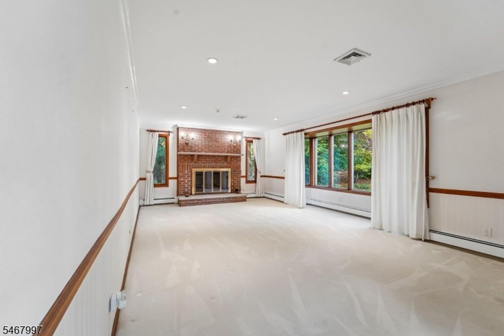 28 Parker Pl, Upper Saddle River Boro, NJ 07458 — photo 5