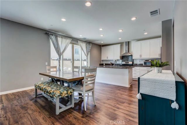 571 E Alru, Rialto, CA 92376