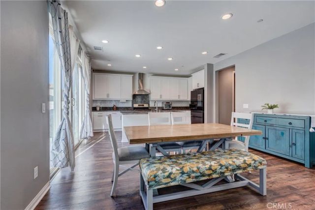 571 E Alru, Rialto, CA 92376