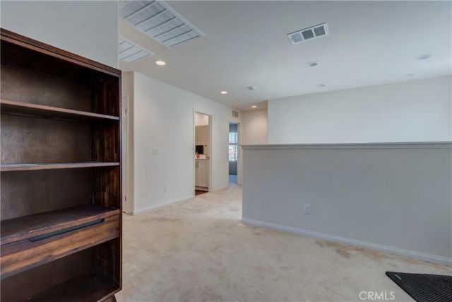 571 E Alru, Rialto, CA 92376