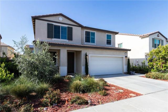 571 E Alru, Rialto, CA 92376