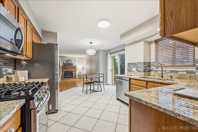 2712 Stockton Road, Naperville, IL 60564