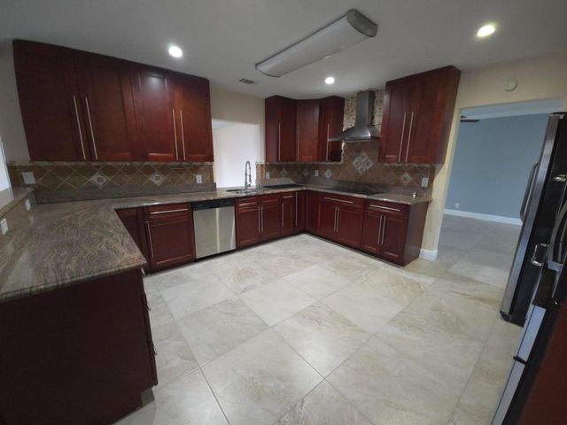 4554 Franwood Drive, Delray Beach, FL 33445