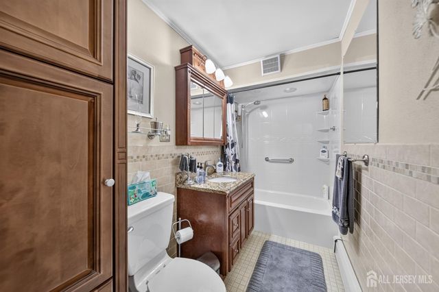 16 Birch Street, Carteret, NJ 07008
