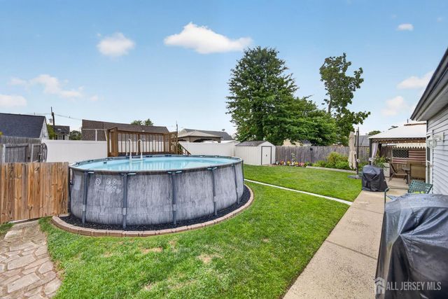 16 Birch Street, Carteret, NJ 07008