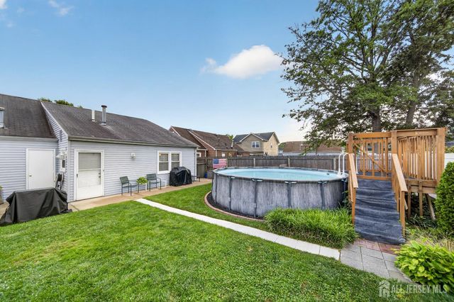 16 Birch Street, Carteret, NJ 07008