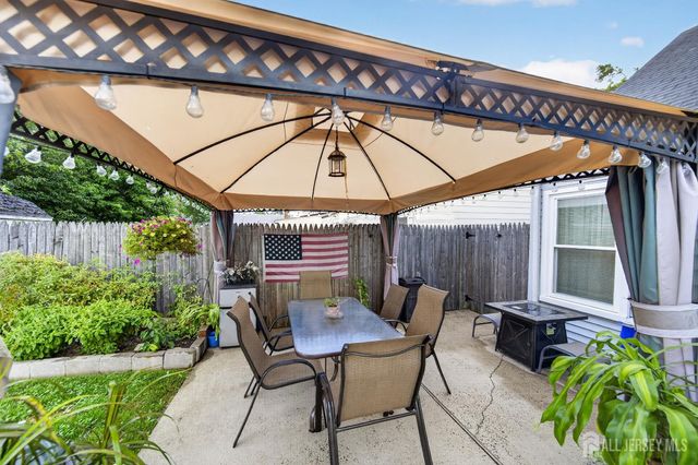 16 Birch Street, Carteret, NJ 07008