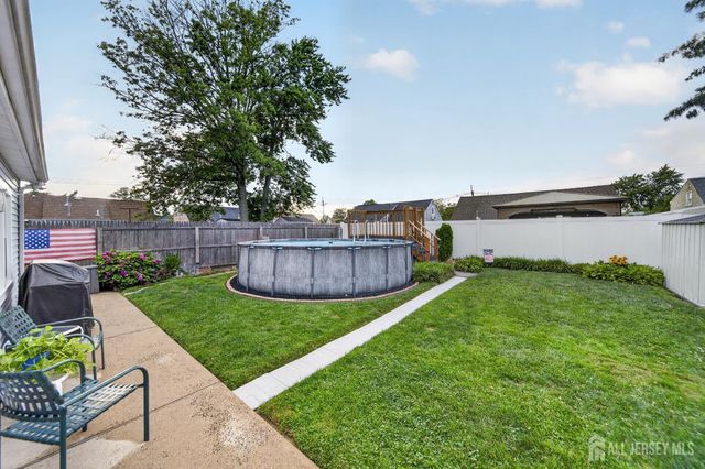 16 Birch Street, Carteret, NJ 07008