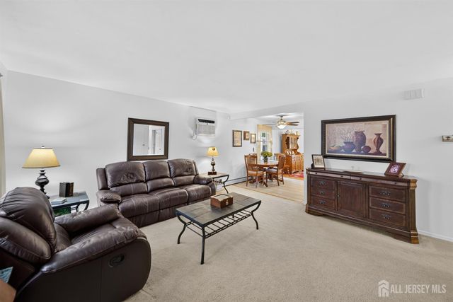 16 Birch Street, Carteret, NJ 07008