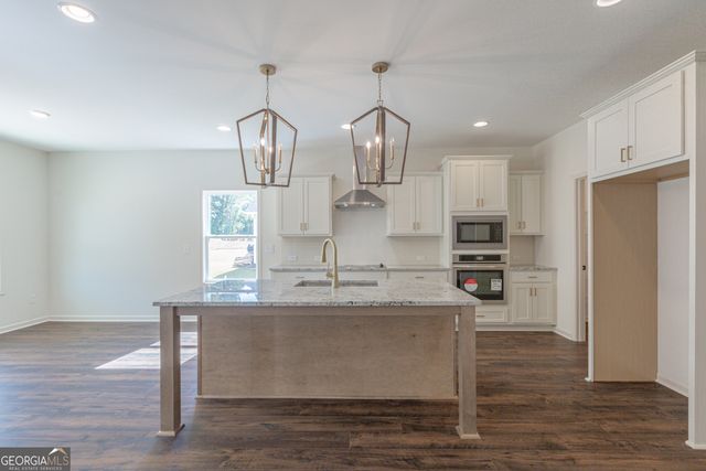 316 Hammerstone Court, Senoia, GA 30276