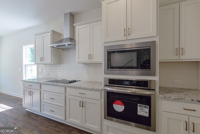 316 Hammerstone Court, Senoia, GA 30276