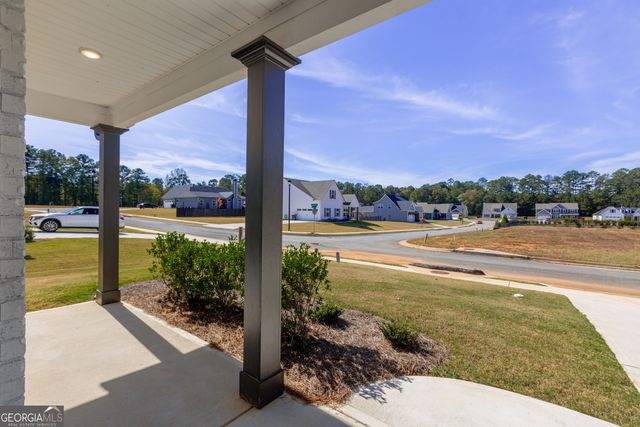 316 Hammerstone Court, Senoia, GA 30276