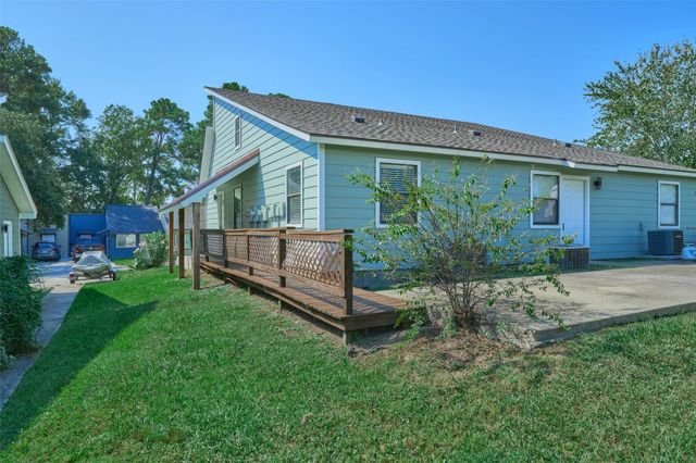 21 Harbour Row Drive 23, Coldspring, TX 77331
