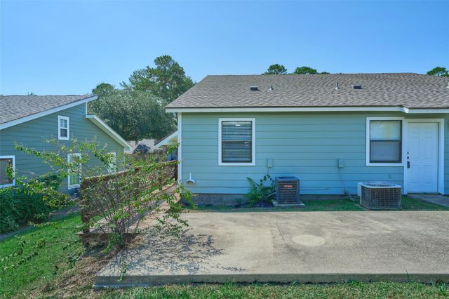 21 Harbour Row Drive 23, Coldspring, TX 77331