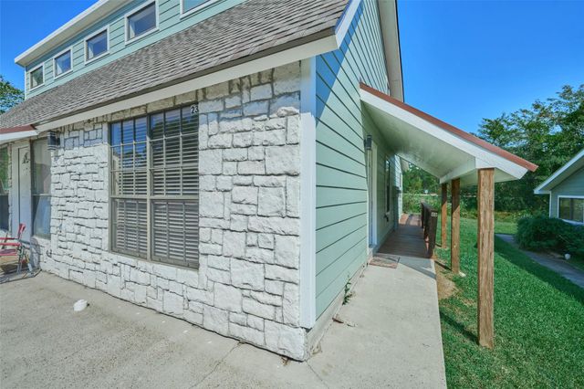 21 Harbour Row Drive 23, Coldspring, TX 77331