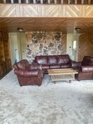 252 Trails End Way, Doniphan, MO 63935