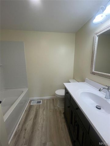 252 Trails End Way, Doniphan, MO 63935