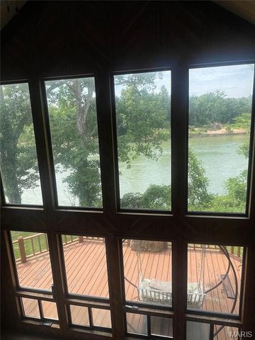 252 Trails End Way, Doniphan, MO 63935