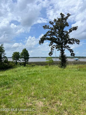 455 Sanlenay Court, Biloxi, MS 39531