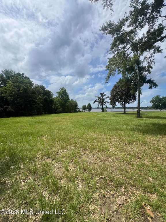 455 Sanlenay Court, Biloxi, MS 39531