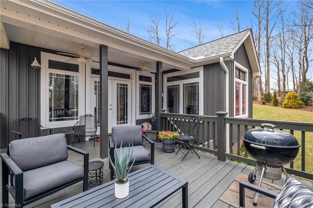 115 Oak Drive, Boonville, NC 27011