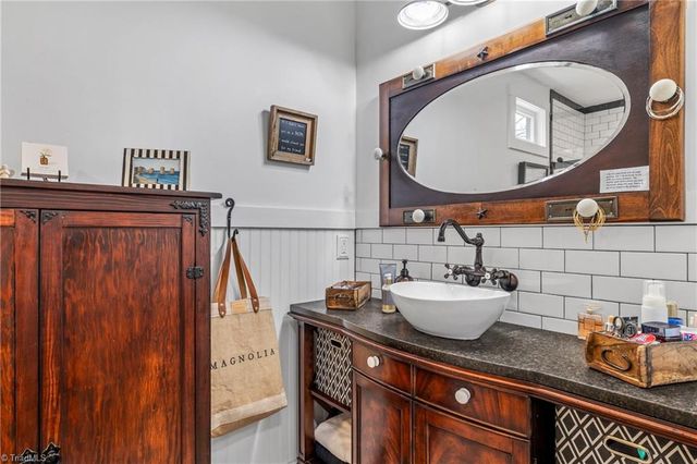 115 Oak Drive, Boonville, NC 27011