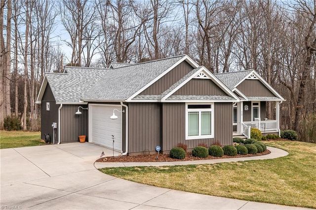 115 Oak Drive, Boonville, NC 27011