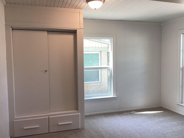 2240 Bonnie Brae Avenue, Fort Worth, TX 76111