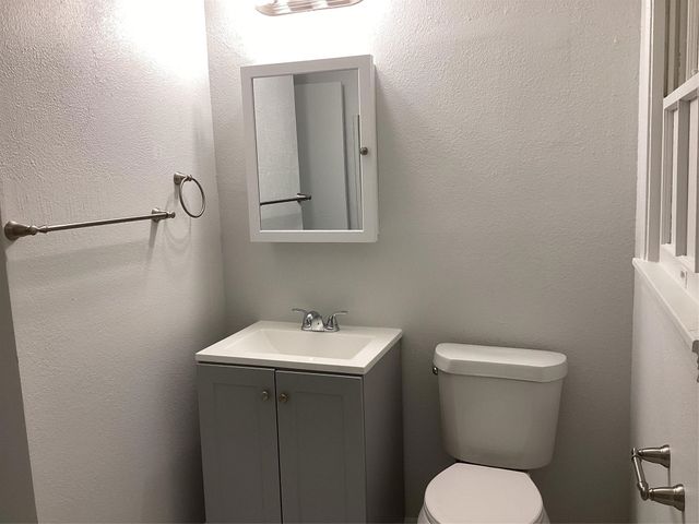 2240 Bonnie Brae Avenue, Fort Worth, TX 76111