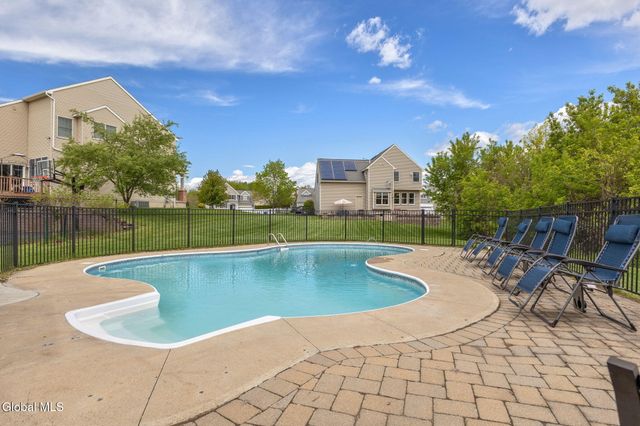 17 Hilltop Drive, Cohoes, NY 12047