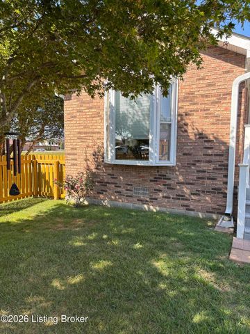 175 Bluegrass Way, Mt Washington, KY 40047