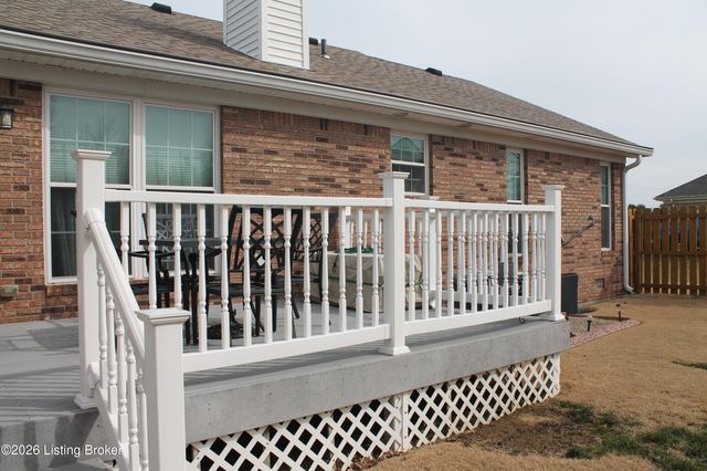 175 Bluegrass Way, Mt Washington, KY 40047