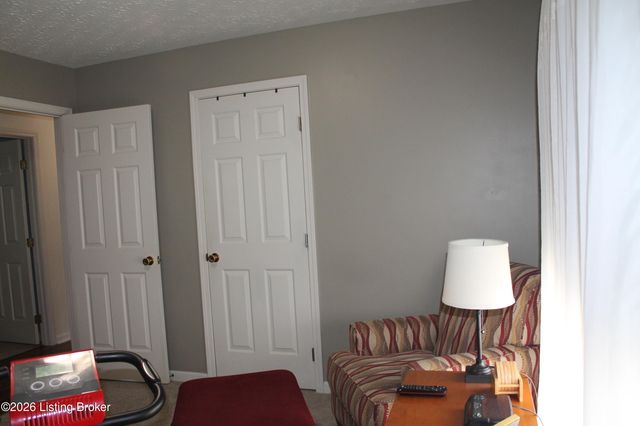 175 Bluegrass Way, Mt Washington, KY 40047