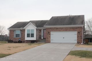 175 Bluegrass Way, Mt Washington, KY 40047