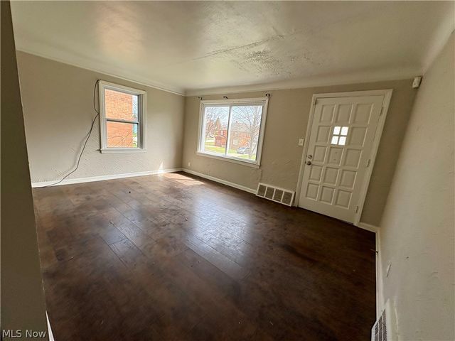 20803 Kenyon, Maple Heights, OH 44137