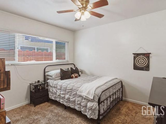 445 atlantic Avenue, Shafter, CA 93263