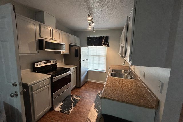 5916 Orchid Seed Lane, Tallahassee, FL 32305