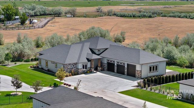 1587 Clear Creek Loop, Twin Falls, ID 83301 property photo