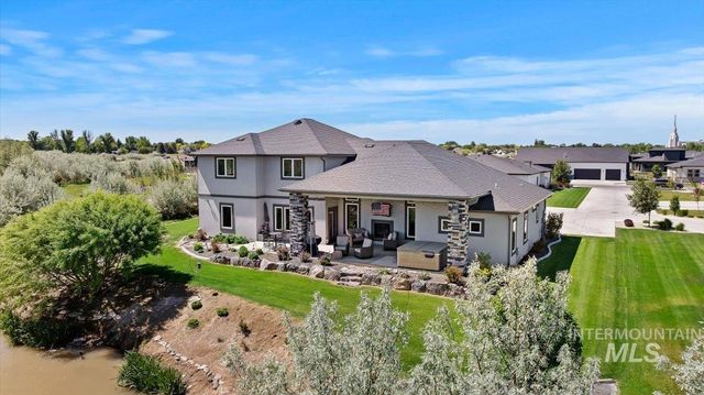 1587 Clear Creek Loop, Twin Falls, ID 83301