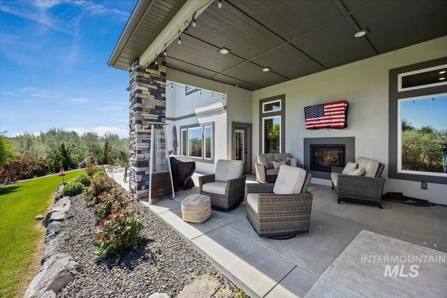 1587 Clear Creek Loop, Twin Falls, ID 83301
