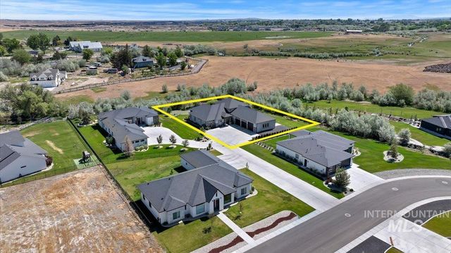 1587 Clear Creek Loop, Twin Falls, ID 83301