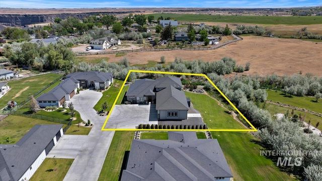 1587 Clear Creek Loop, Twin Falls, ID 83301